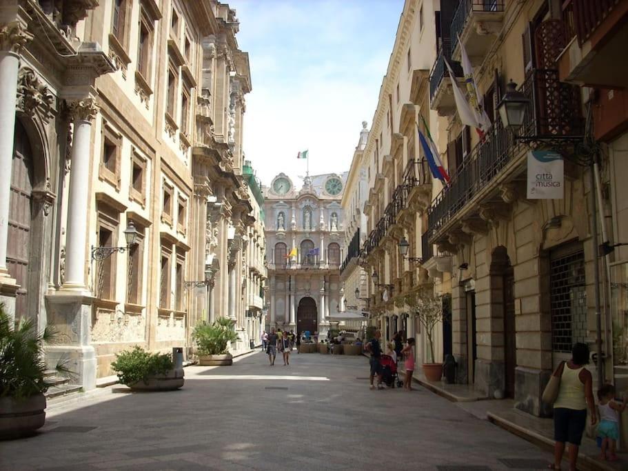 Centro Storico-Imbarcadero Per Le Isole***** Lejlighed Trapani Eksteriør billede